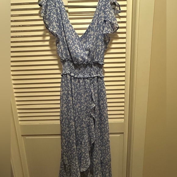 Emerald Sundae Dresses & Skirts - Emerald Sundae Blue and White Floral Dress